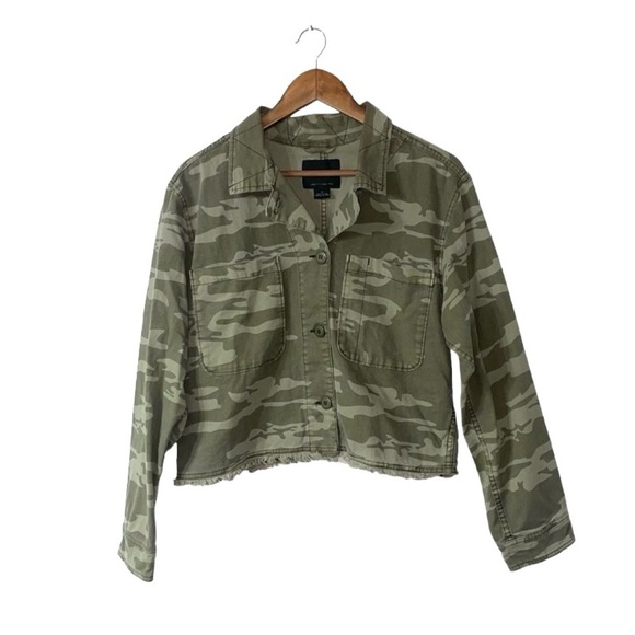 Sanctuary Anthropologie Camouflage Cropped Button Jacket Military Size Medium - Picture 2 of 8